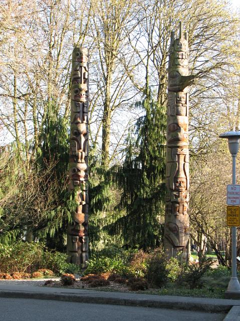 IMG_1049 Totem poles on the UW campus