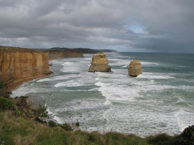 IMG_6622 Looking east at more of the 12 apostles