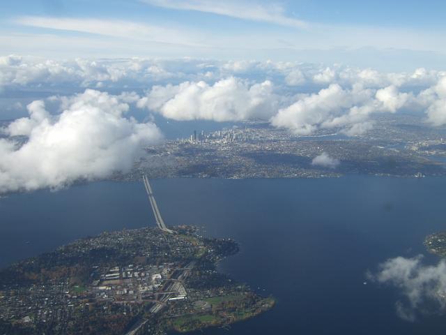 DSCF7787 Returning to Seattle