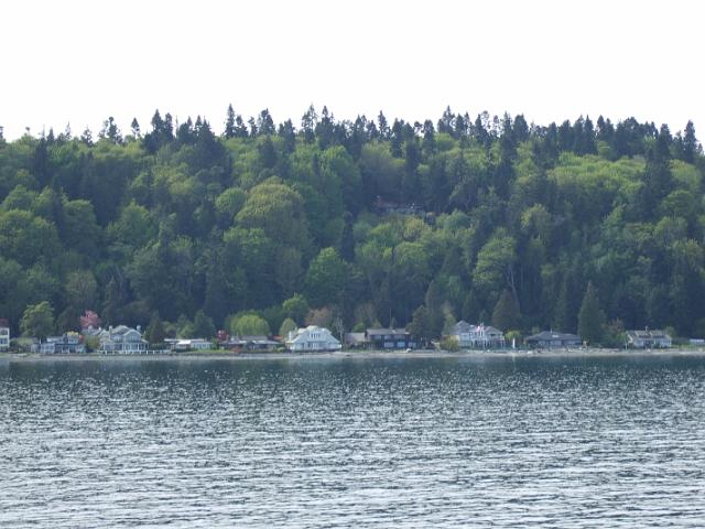 DSCF0989 Bainbridge Island shoreline