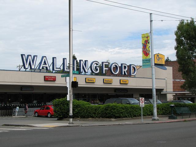 IMG_7475 Wallingford is the name of the neighborhood. Strange that it's the bigger sign.