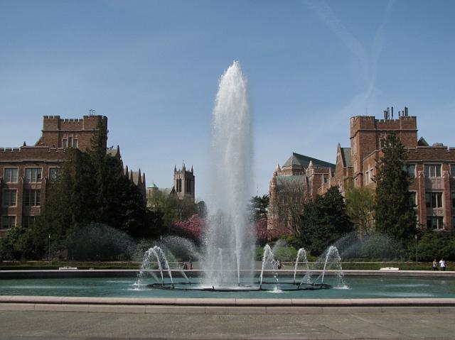 IMG_1518 Looking back towards buildings on UW Campus, with Drumheller Fountain