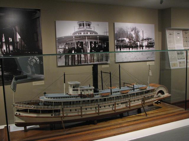 IMG_3179 Model steamboat in the Columbia River Maritime Museum