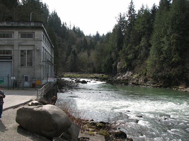 IMG_5135 Another pic of the river and hydro plant.