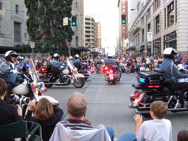 DSCF1804 The police motorcycle drill team doing crazy choreography.