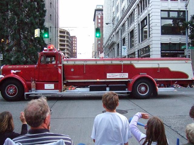 DSCF1865 A fire truck from 1950.