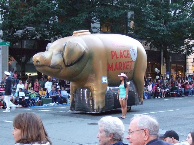 DSCF1875 Pike Place Market pig