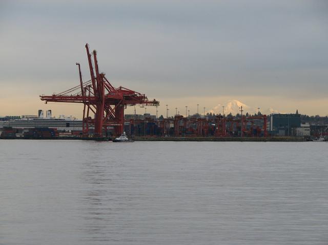 IMG_0434 Vancouver looks simliar to Seattle in many ways with shipping docks and mountains