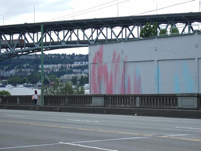 DSCF1525 I-5 bridge, Lake Union, Queen Anne Hill,a nd a neatly-colored building.